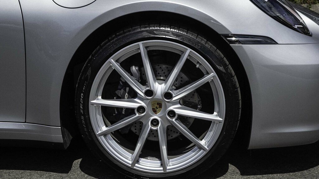 Porsche 911 Carrera 4 S-a 2024 Silver #6