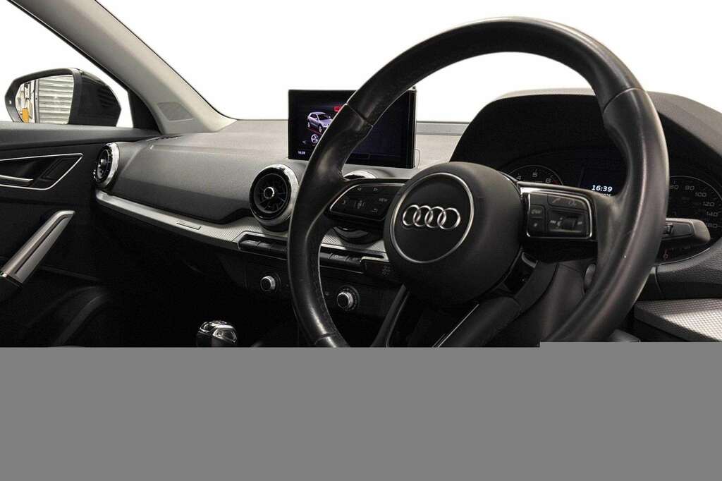 Audi Q2 30 Tfsi Technik 2022 GX22WMK Black #4