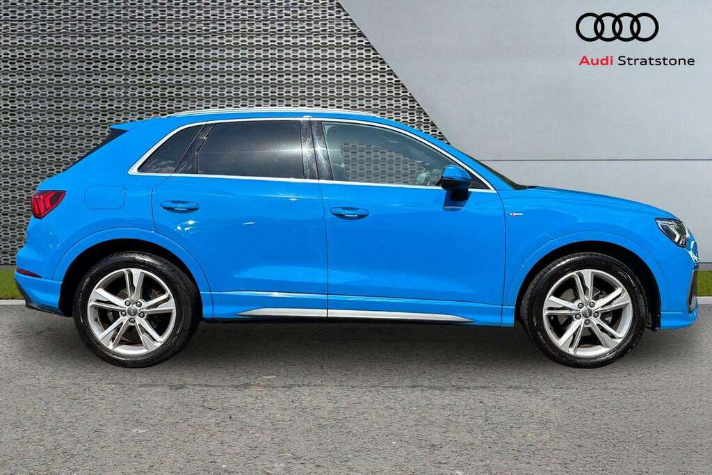 Audi Q3 35 Tfsi S Line 2019 DH19HHW Blue #4