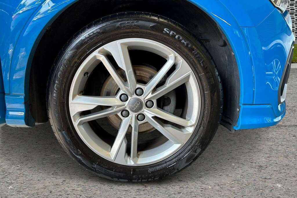 Audi Q3 35 Tfsi S Line 2019 DH19HHW Blue #5
