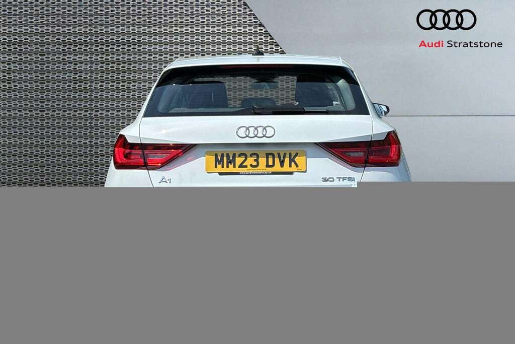 Audi A1 30 Tfsi 110 Technik S Tronic 2023 MM23DVK White #6