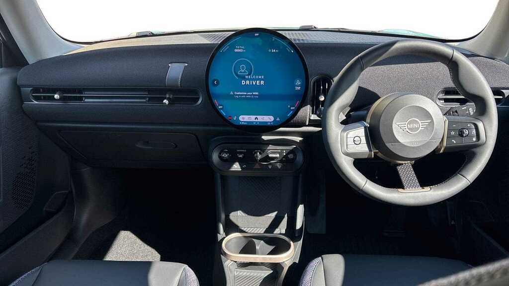Mini Hatch 1.5 C Classic 2025 GD25YOE Green #2