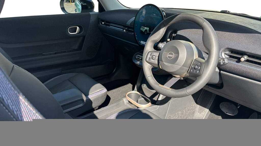 Mini Hatch 1.5 C Classic 2025 GD25YOE Green #3