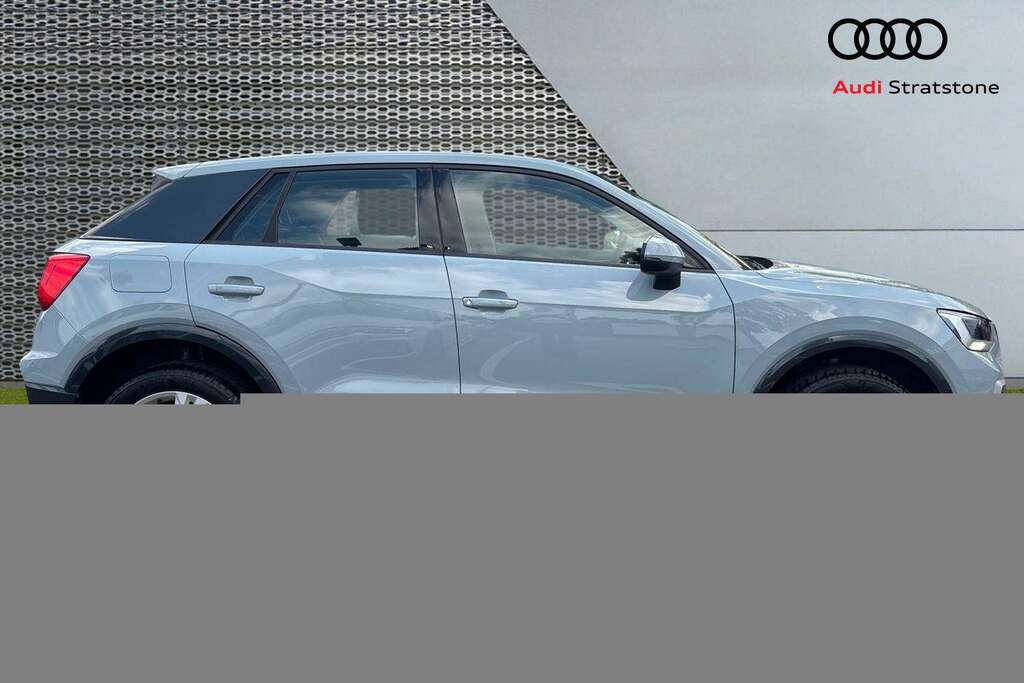 Audi Q2 35 Tfsi Sport S Tronic 2025 KR75LXO Grey #4