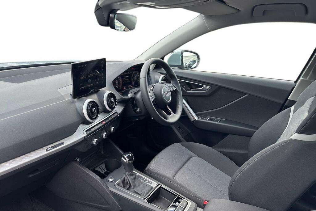 Audi Q2 35 Tfsi Sport S Tronic 2025 KR75LXO Grey #2