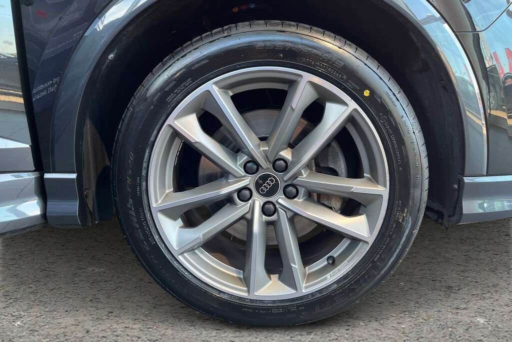 Audi Q3 45 Tfsi 245 Quattro Black Edition S Tronic 202 DF23LBP Black #5