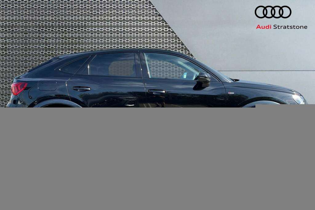 Audi Q3 45 Tfsi 245 Quattro Black Edition S Tronic 202 DF23LBP Black #4