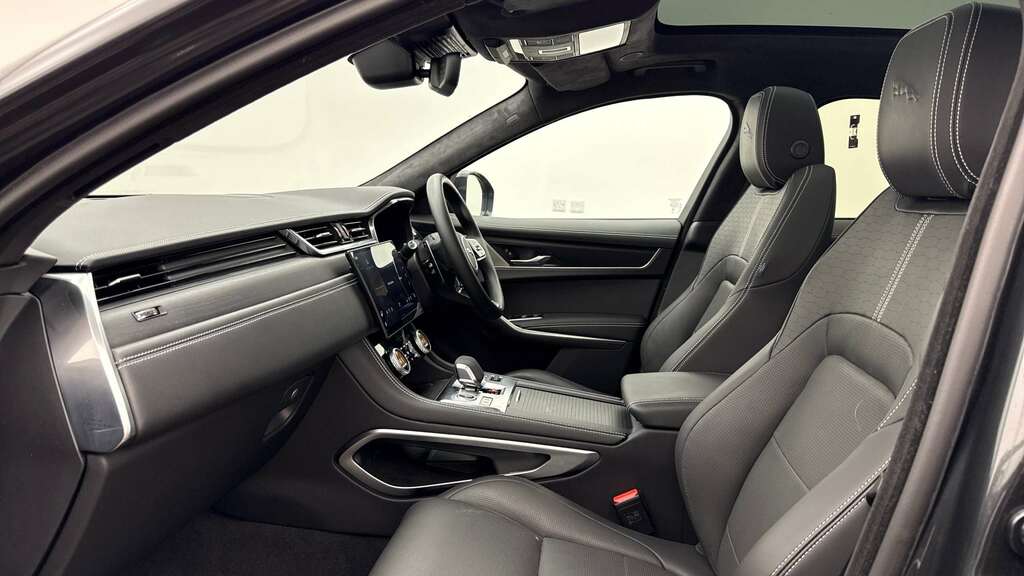 Jaguar F-Pace 2.0 D200 R-dynamic Hse Black 90Th Anniv 2 KW74WLU Grey #3