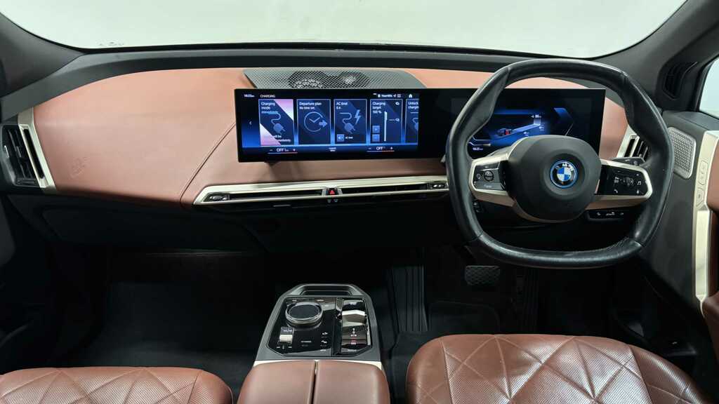 BMW iX 385Kw Xdrive50 M Sport 111.5Kwh 2022 WK22WYH Black #4