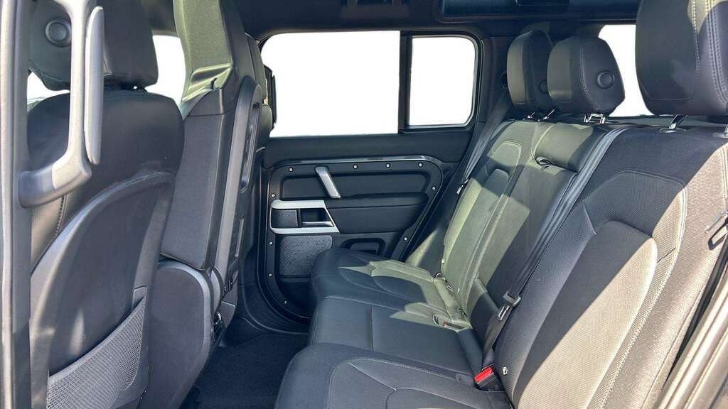 Land Rover Defender 110 3.0 D250 X-dynamic Se 110 6 Seat 2023 RK73DAO Grey #4