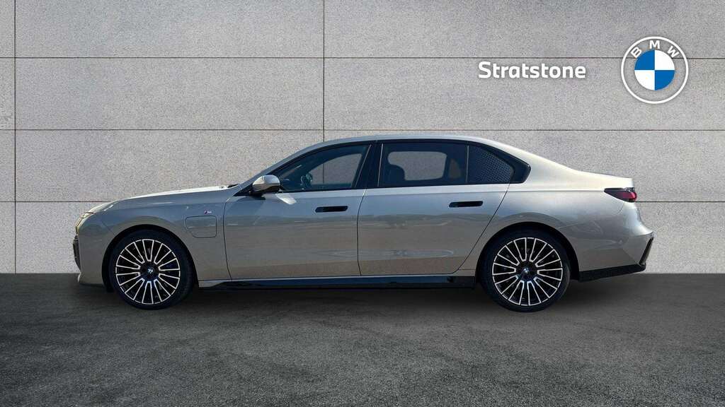 BMW 7 Series 750E Xdrive M Sport 2025 Grey #4