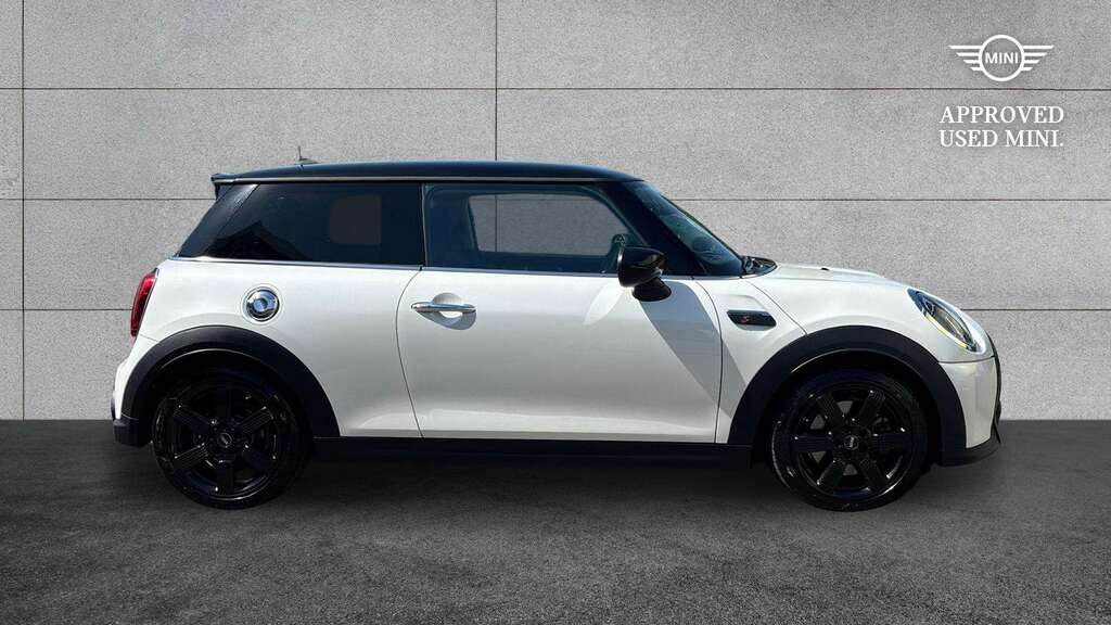 Mini Hatch 2.0 Cooper S Classic 2022 YP72ZZM White #3