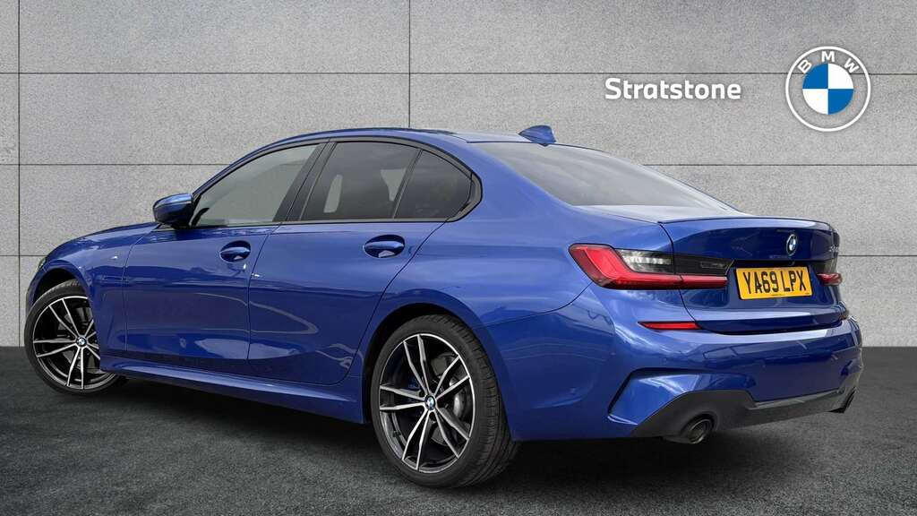 BMW 3 Series 320I M Sport Step 2019 YA69LPX Blue #2