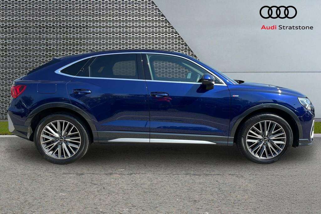 Audi Q3 35 Tfsi S Line S Tronic 2023 DC23LRE Blue #4