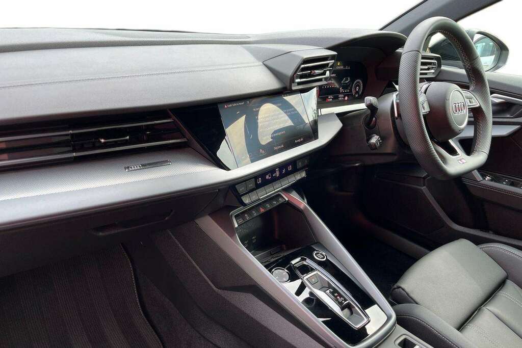 Audi A3 1.5 Tfsi 150 S Line S Tronic 2025 DA75KNK Black #2