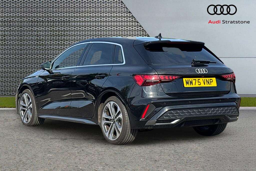 Audi A3 1.5 Tfsi 150 S Line S Tronic 2025 MW75VNP Black #3