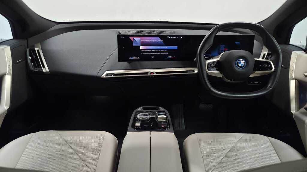 BMW iX 240Kw Xdrive40 M Sport 76.6Kwh 2022 KP22GOE Black #3