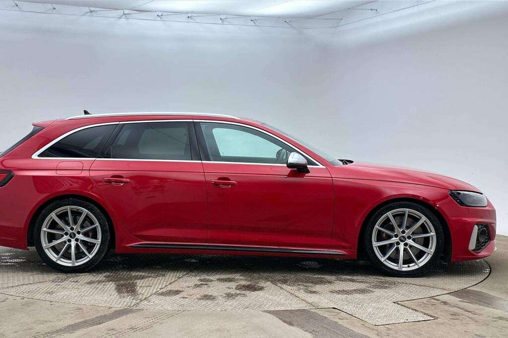 Audi RS4 Rs 4 Tfsi Quattro Tiptronic 2023 Red #4