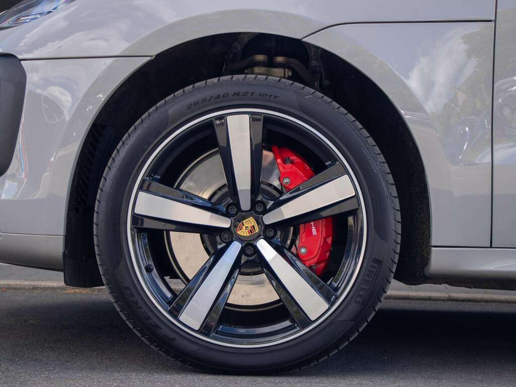 Porsche Macan Gts S-a 2022 YW71HNL Grey #4