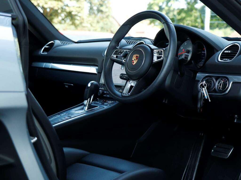 Porsche Cayman 2.0 Pdk Yellow #11