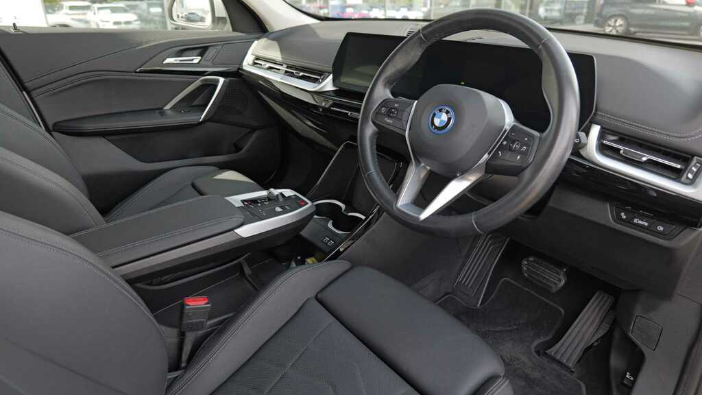 BMW iX1 230Kw Xdrive30 Xline 65Kwh 2023 White #6