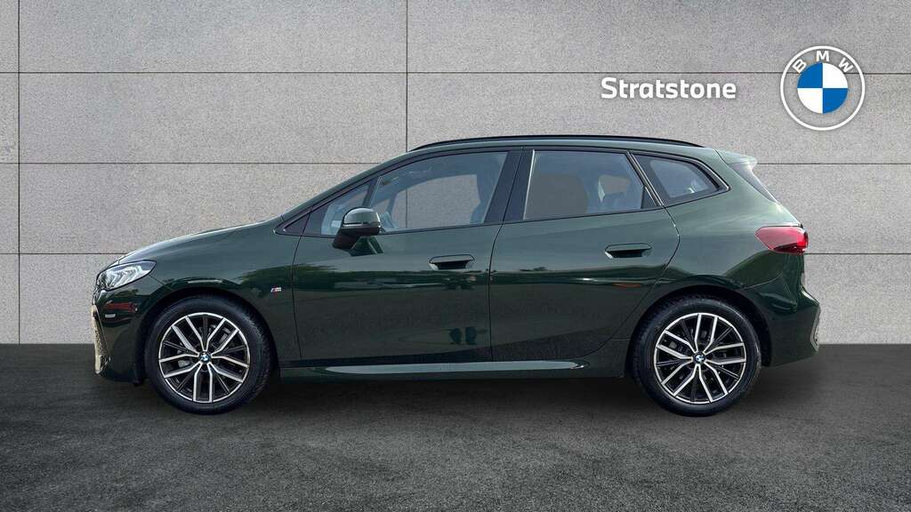BMW 2 Series 220I Mht M Sport Dct 2025 AV25KUS Green #3
