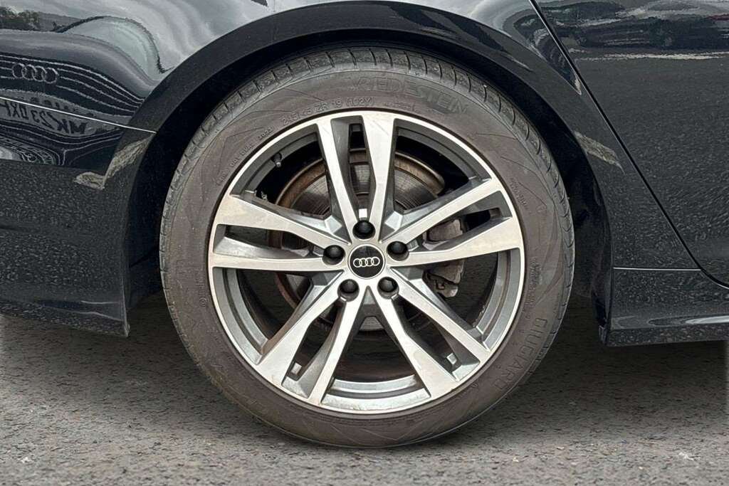 Audi A6 40 Tfsi S Line S Tronic Tech Pack 2023 AMZ8747 Black #4