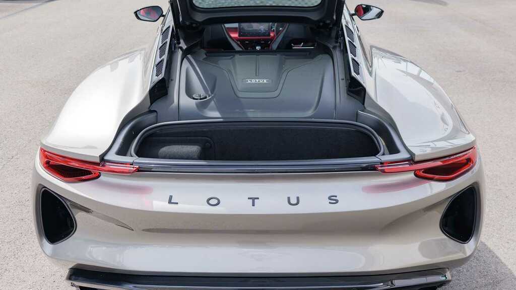Lotus Emira 2.0 First Edition Dct 2024 Grey #5