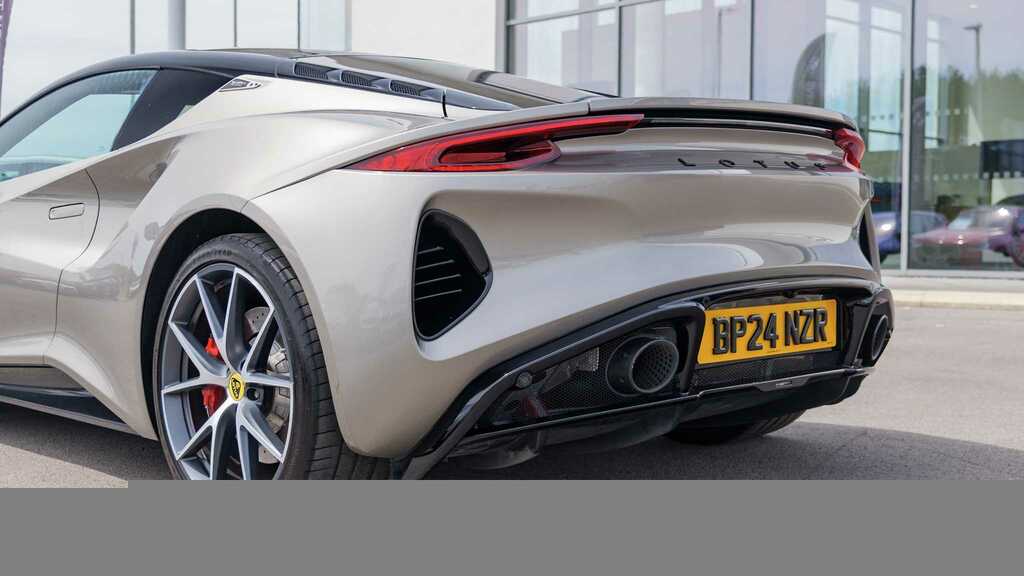 Lotus Emira 2.0 First Edition Dct 2024 Grey #3
