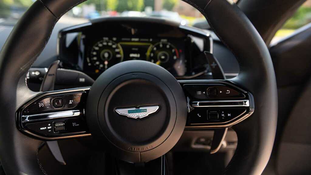 Aston Martin Vantage Vantage Rdstr 4.0 V8 Au Green #10