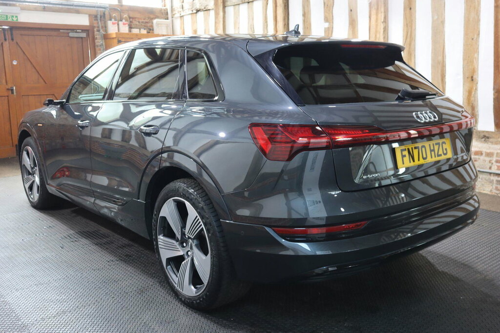 Audi E-tron 55 Launch Edition Quattro 95Kwh FN70HZG Grey #4