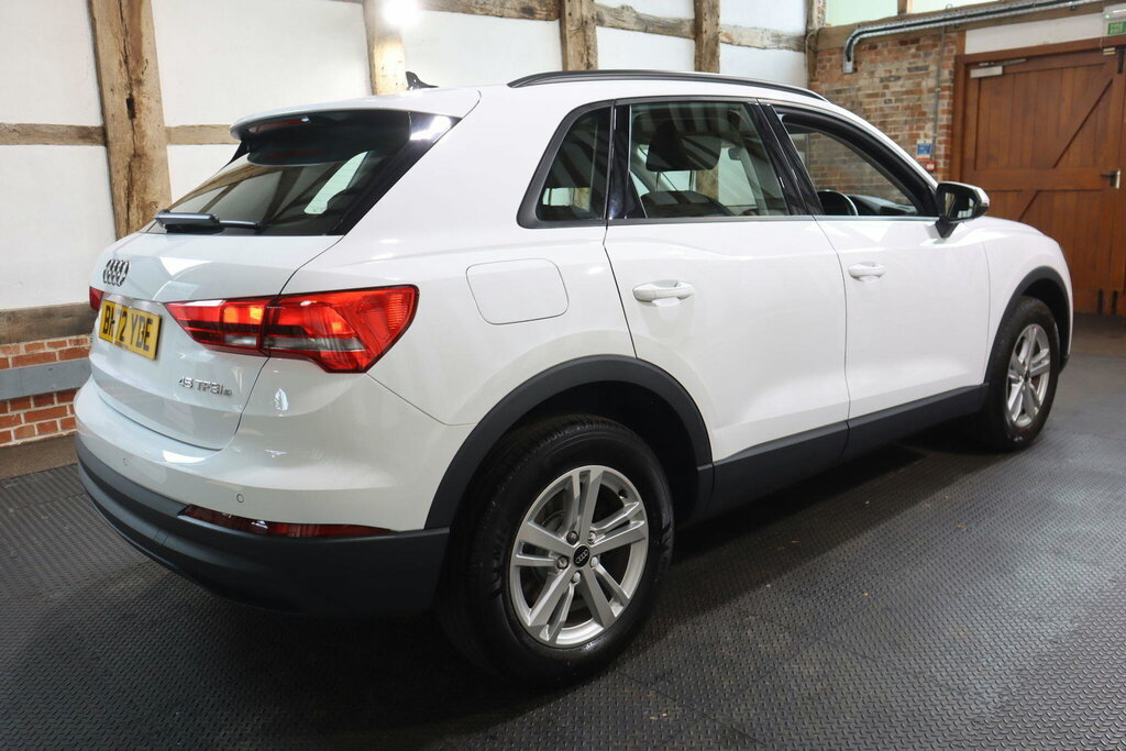 Audi Q3 1.4 Tfsie 45 Technik S Tronic Euro 6 S S 13K BN72YDE White #6