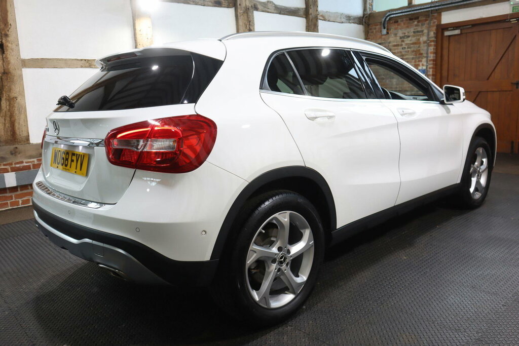 Mercedes-Benz GLA Class 1.6 Gla200 Sport Executive Euro 6 S S White #6