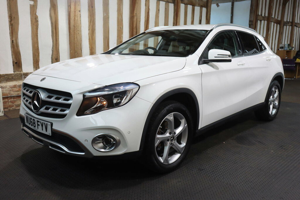 Mercedes-Benz GLA Class 1.6 Gla200 Sport Executive Euro 6 S S White #3