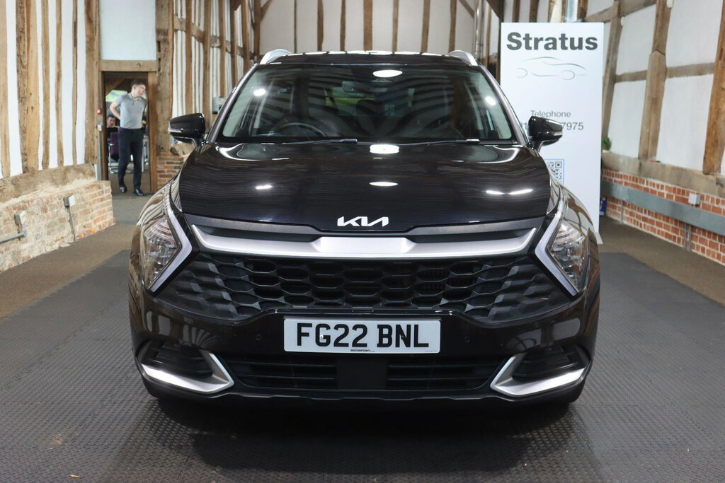 Kia Sportage 1.6 T-gdi Launch Edition Euro 6 S S FG22BNL Black #2