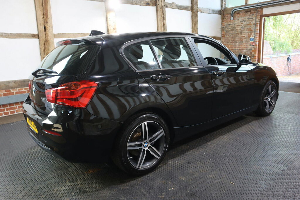 BMW 1 Series 1.5 118I Sport Euro 6 S S Black #6