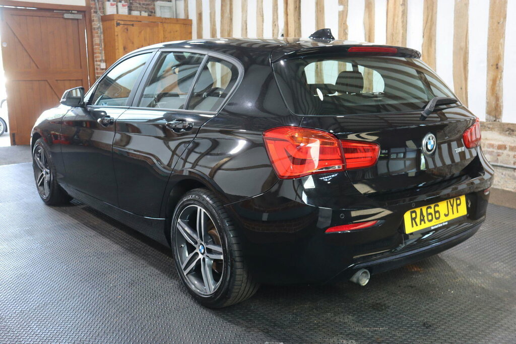 BMW 1 Series 1.5 118I Sport Euro 6 S S Black #4
