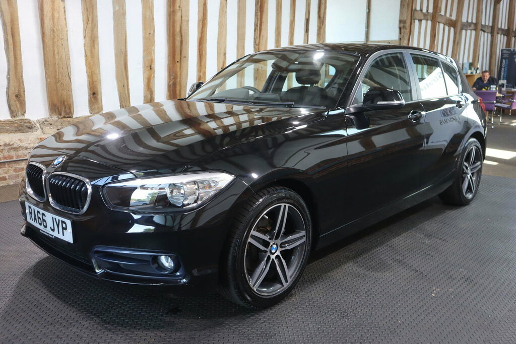 BMW 1 Series 1.5 118I Sport Euro 6 S S Black #3