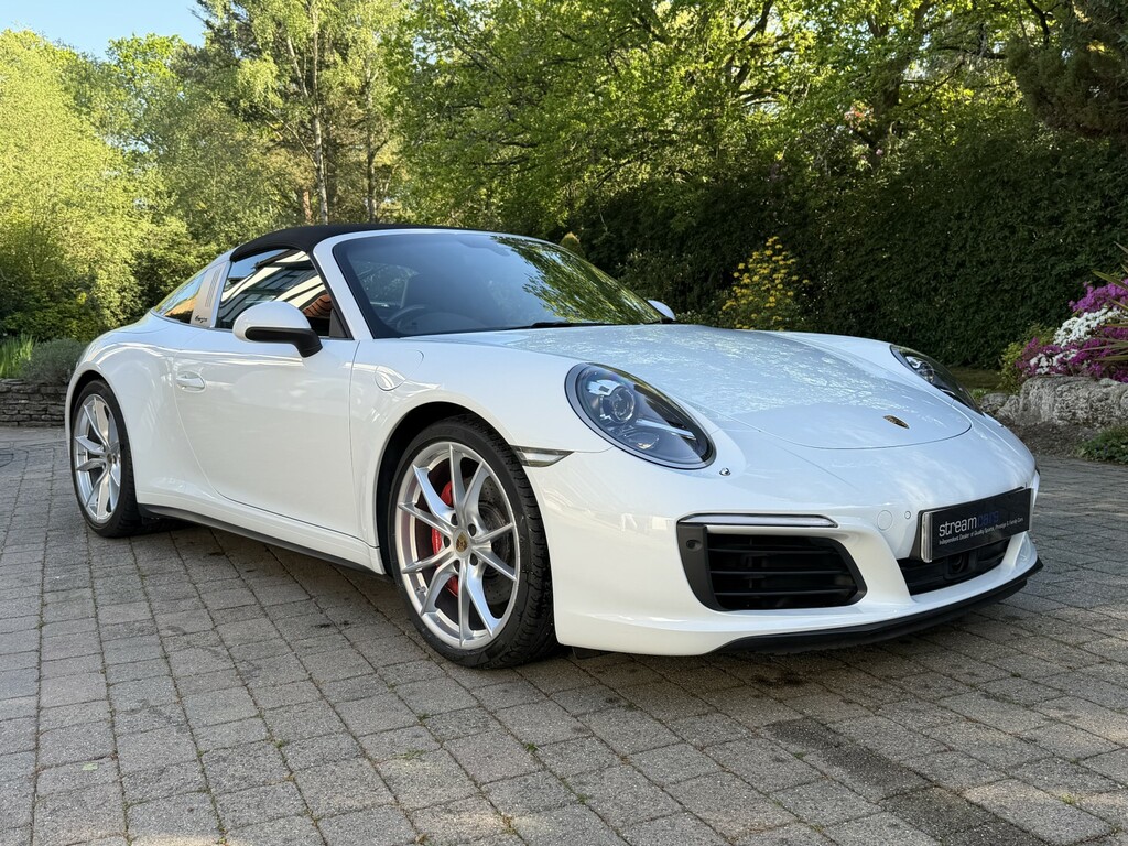 Porsche 911 3.0 T 991 4S White #2