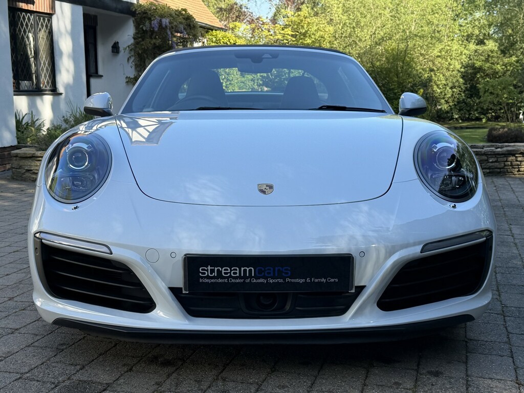Porsche 911 3.0 T 991 4S White #3