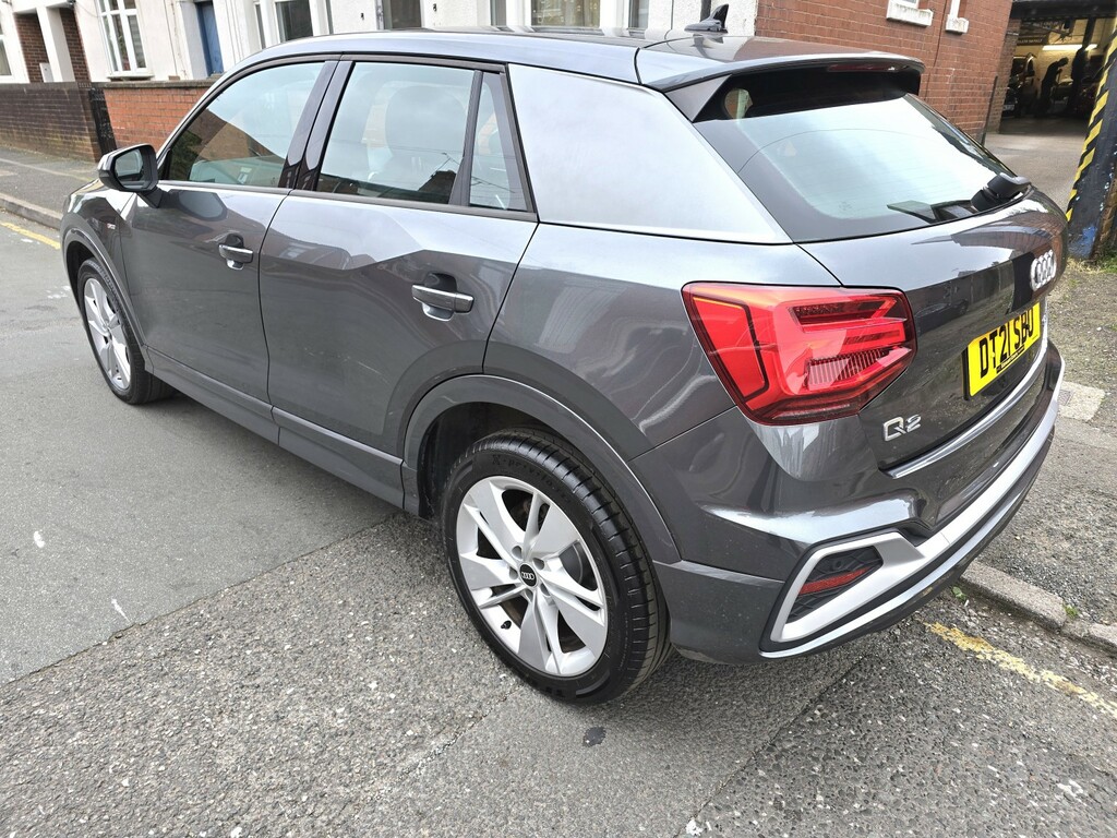 Audi Q2 Suv 1.0 Tfsi 30 S Line 2021 DT21SBO Grey #3