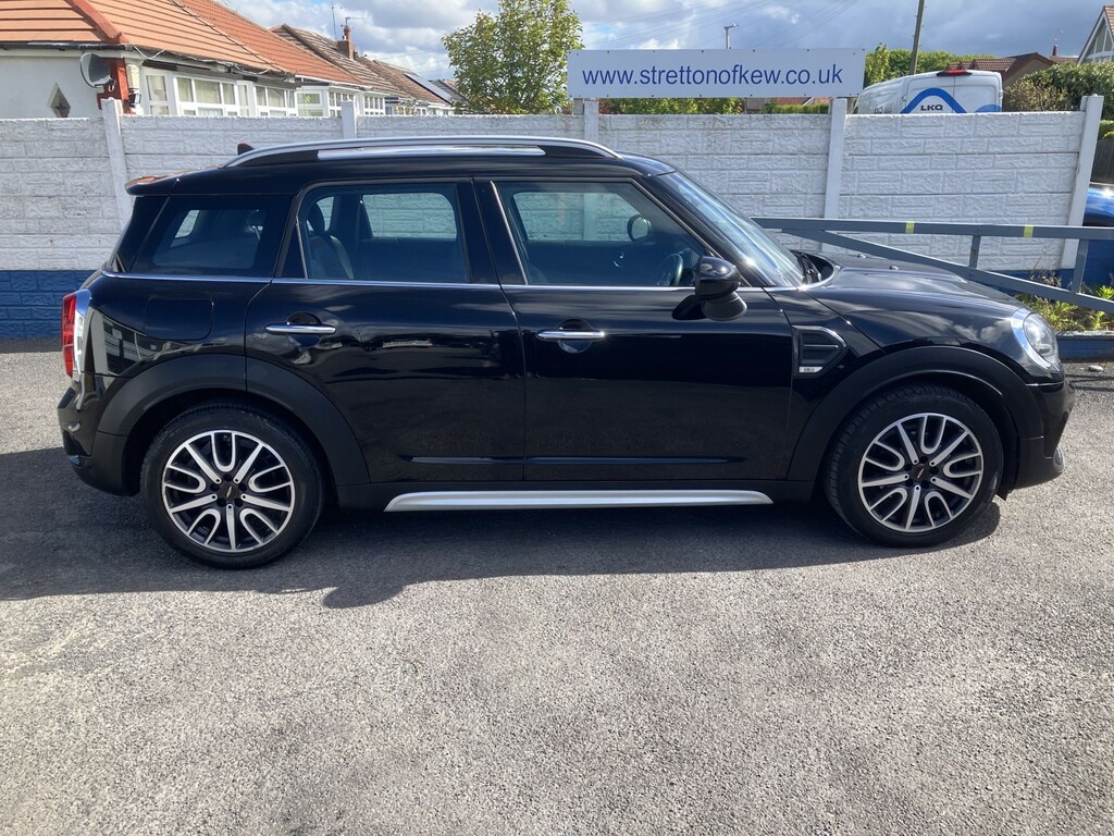 Mini Countryman Suv 1.5 Countryman Cooper Sport 201969 Black