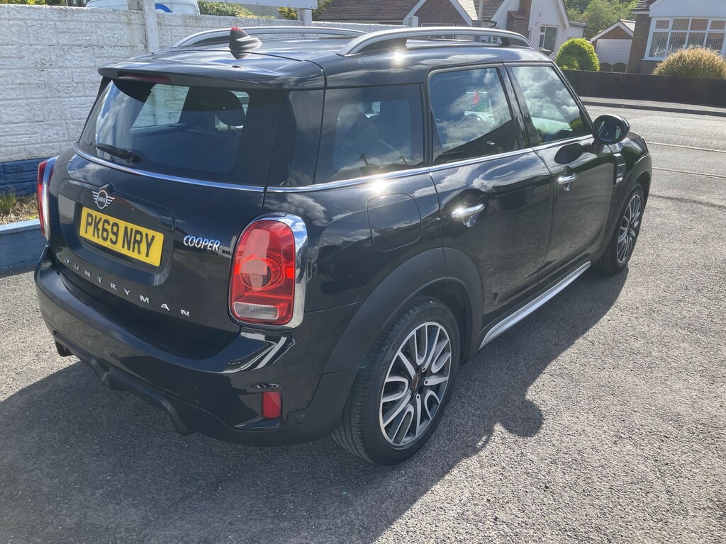 Mini Countryman Suv 1.5 Countryman Cooper Sport 201969 PK69NRY Black #2