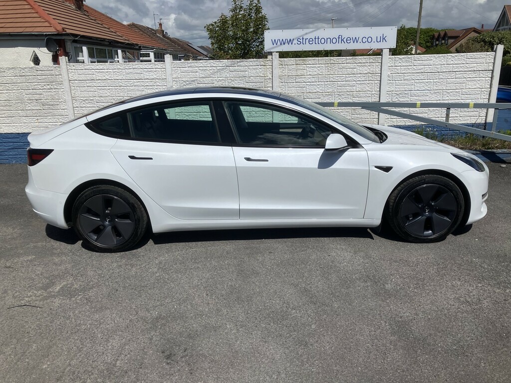 Tesla Model 3 Saloon Dual Motor Long Range 202171 White