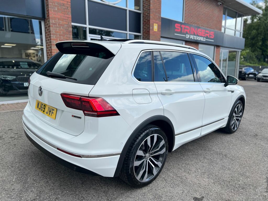 Volkswagen Tiguan 2019 2.0 Tdi R-line Tech Suv Dsg 4Motio WJ69JVF White #6