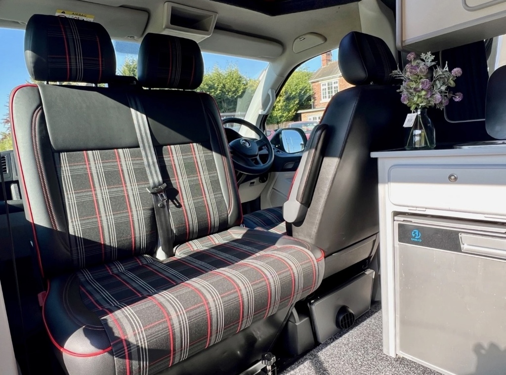 Volkswagen Campervan 2.0L Devon Sundowner Grey #4