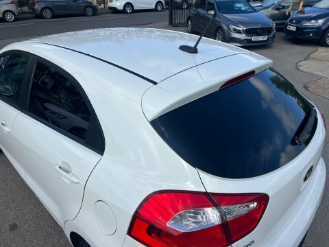 Kia RIO 1.25 1 Euro White #16