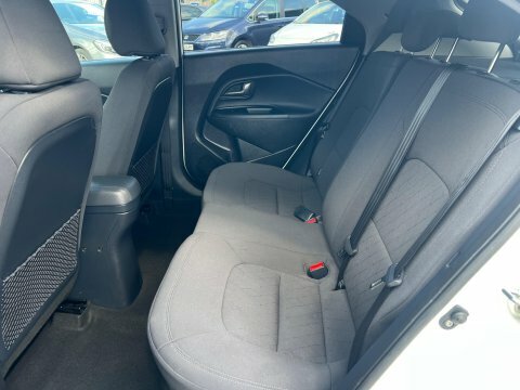 Kia RIO 1.25 1 Euro White #27