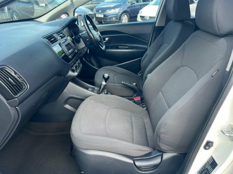 Kia RIO 1.25 1 Euro White #23