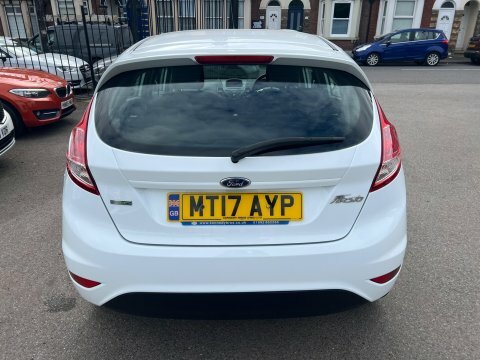Ford Fiesta 1.0T Ecoboost Zetec MT17AYP White #4